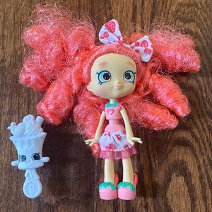 Shopkins Shoppie Doll Lucy Smoothie Super Shopper